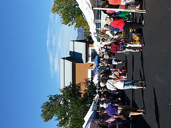 shopping at the outdoor farmers market